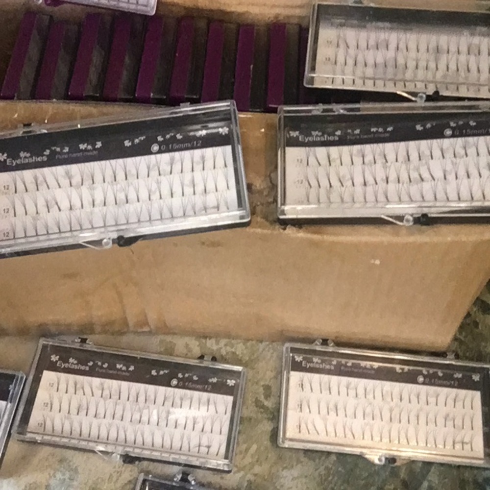 Individual human eyelashes/ 4 packs of 20 for 40